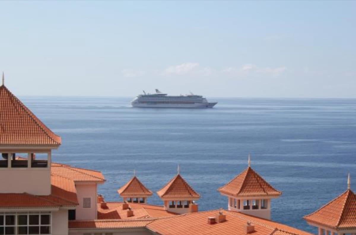 Penthouse on the Beach Madeira