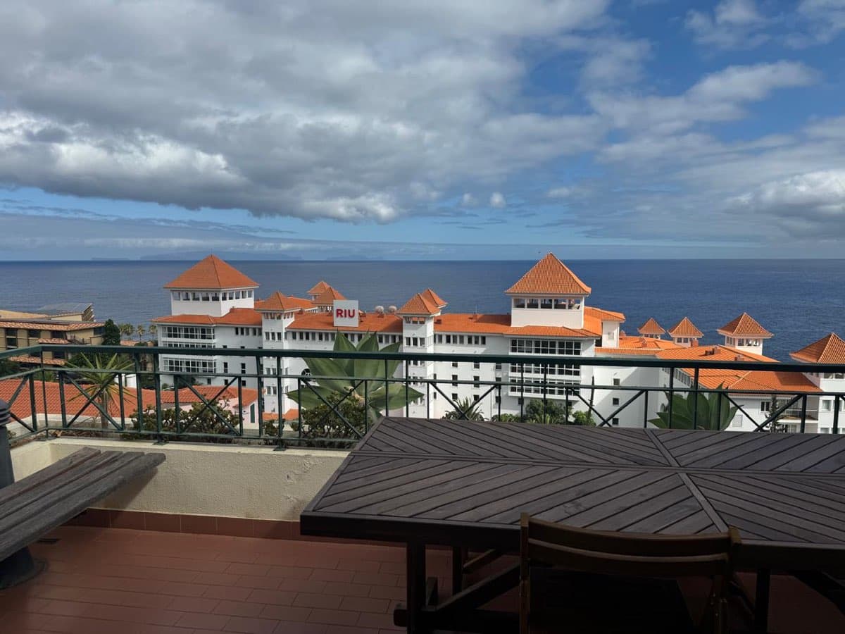 Penthouse on the Beach Madeira