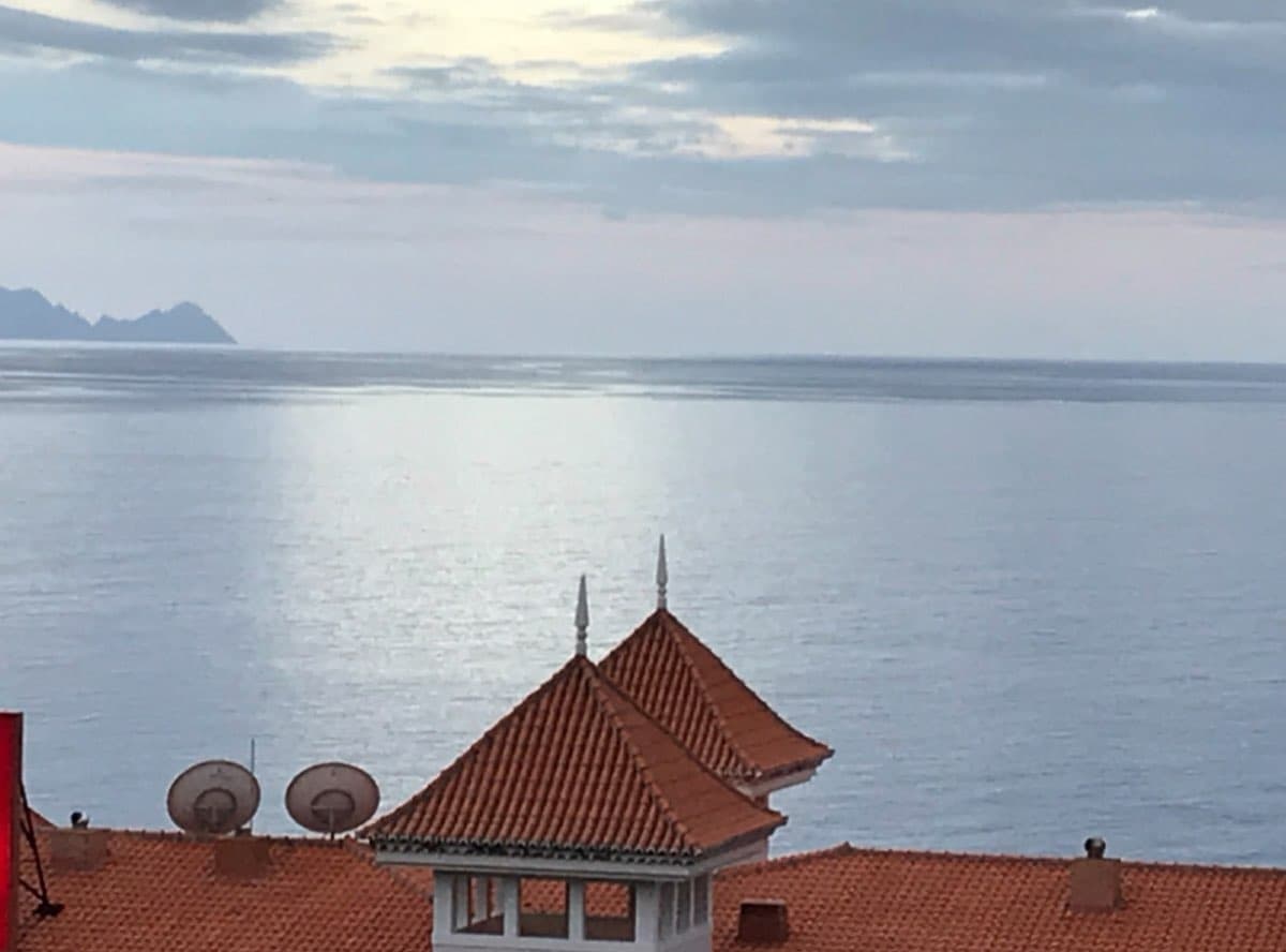 Penthouse on the Beach Madeira